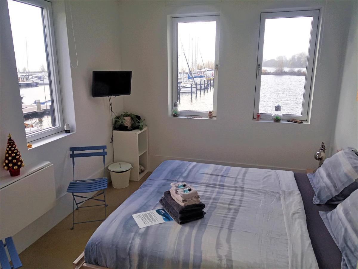 Kaap Hoorn Club Bed En Breakfast ภายนอก รูปภาพ